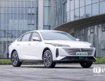 长安汽车发布欧尚520纯电轿跑外观官图，基于逸动打造且面向出行市场