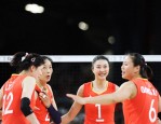 中国女排巴黎奥运会首战 3:2 击败美国队，蔡斌解读关键战术调整
