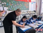 北京教师赵勇刚支教通辽四年：从暖心到为学生成绩担忧
