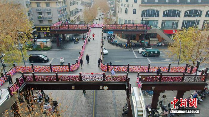 志愿者送新春祝福_新春走基层志愿者_