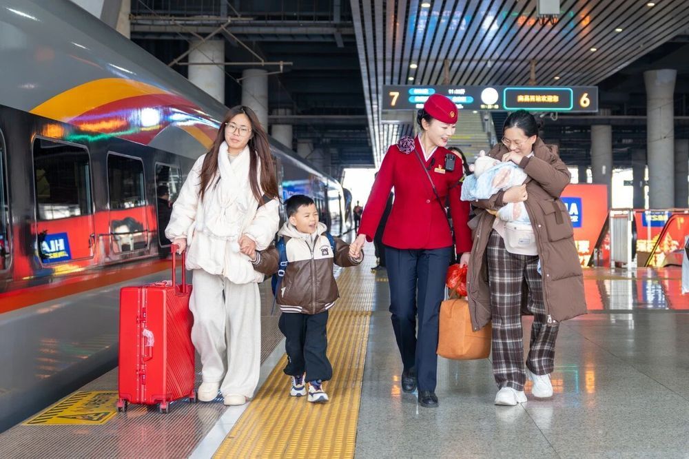 春运火车票已售超3亿张__春运售票累计已超3亿张