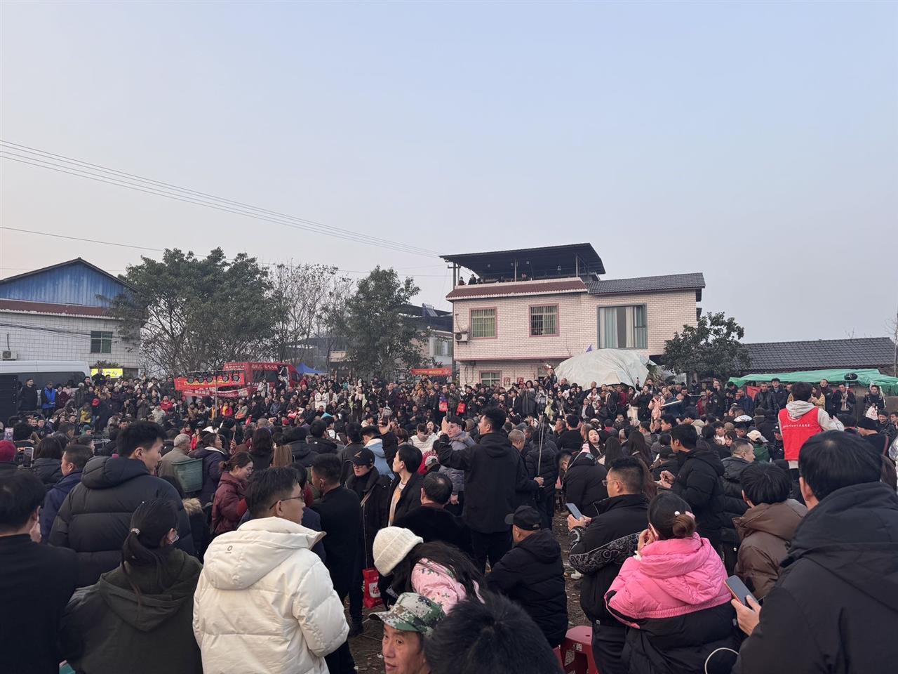 三个“1”合起来就是“川”！网友建议将1月11日定为合川杀猪节，文旅委回应：可能会采纳__三个“1”合起来就是“川”！网友建议将1月11日定为合川杀猪节，文旅委回应：可能会采纳